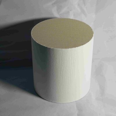 Mua Chất liệu DPF tương thích với SAPS và Cordierite thấp để loại bỏ khói đen sản xuất trực tuyến