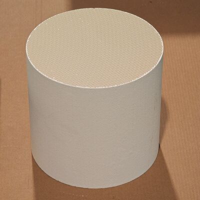 Mua CDPF được phủ xúc tác và tái tạo ở nhiệt độ thấp cho khí thải xe tải Euro VI sản xuất trực tuyến