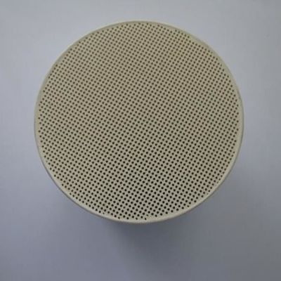 Mua Chất xúc tác xúc tác bằng gốm Cordierite Cấu trúc tổ ong Chất xúc tác khí thải trên ô tô sản xuất trực tuyến
