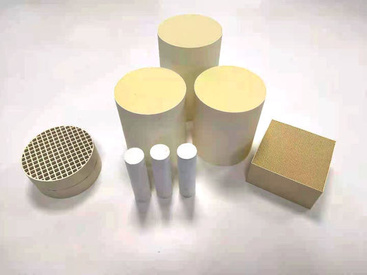 Bộ xúc tác khử NOx SCR khí thải động cơ ô tô (200 CPI) – Nhà sản xuất